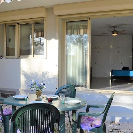 Studio Climatise Au Lavandou Avec Terrasse, Parking Et Environnement Calme - 3 Couchages - Fr-1-251-167 Ле-Лаванду Экстерьер фото
